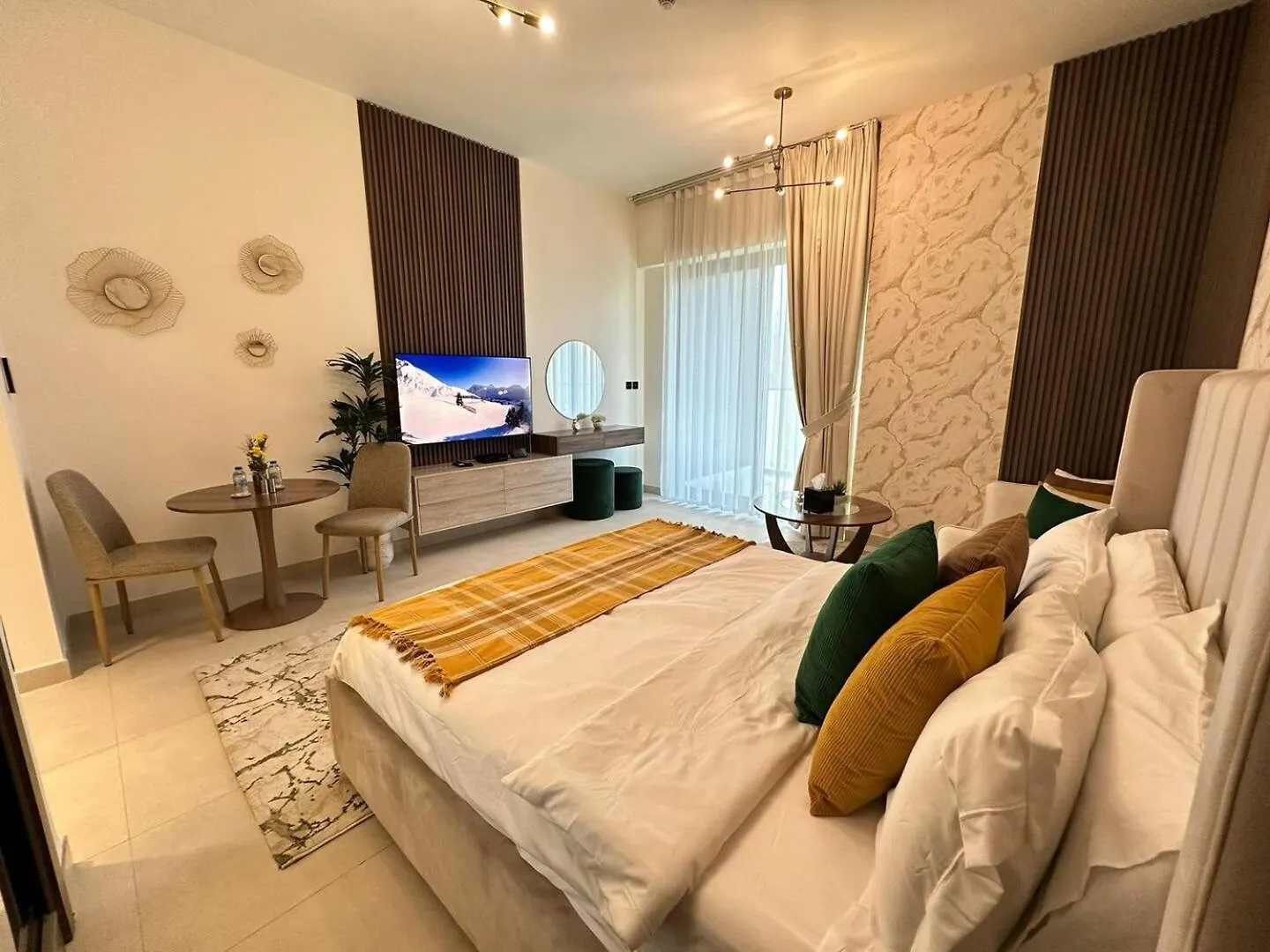 Apartment Elegant Studio With Burj Khalifa & Canal Views Dubai United Arab Emirates